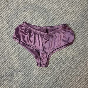 Cute vintage y2k-style ultra low rise silky mini/ micro shorts